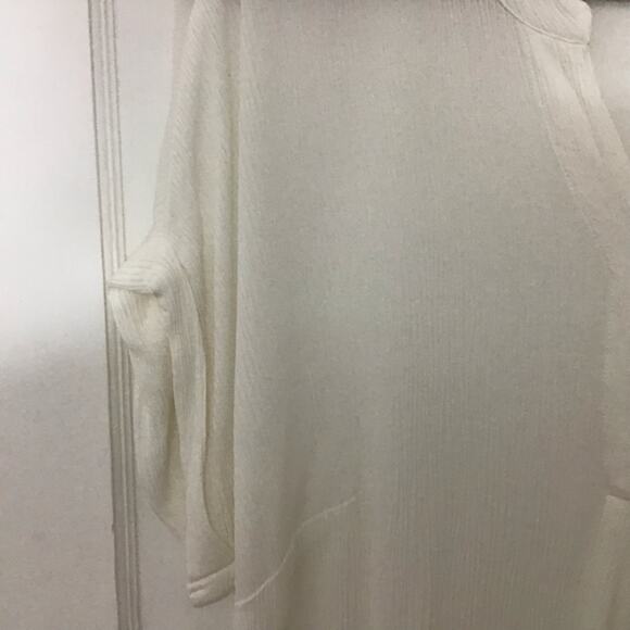 Collection L Rolled Short Sleeve Gauzy Viscose Popover Top 14 - Picture 3 of 7